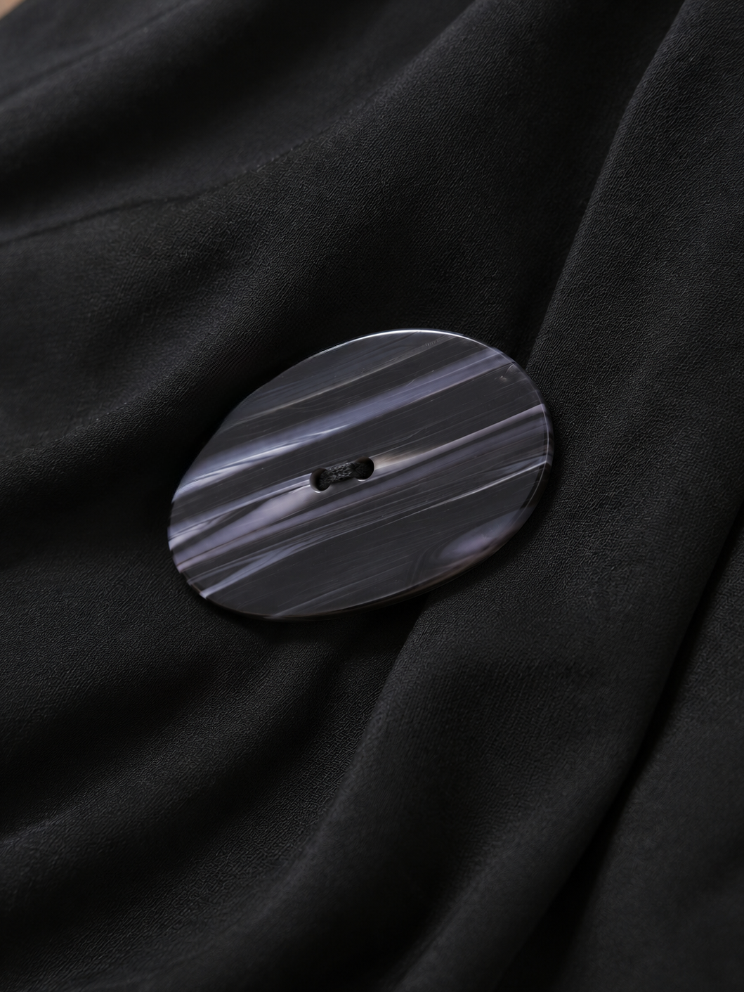 Open Brooch Abaya
